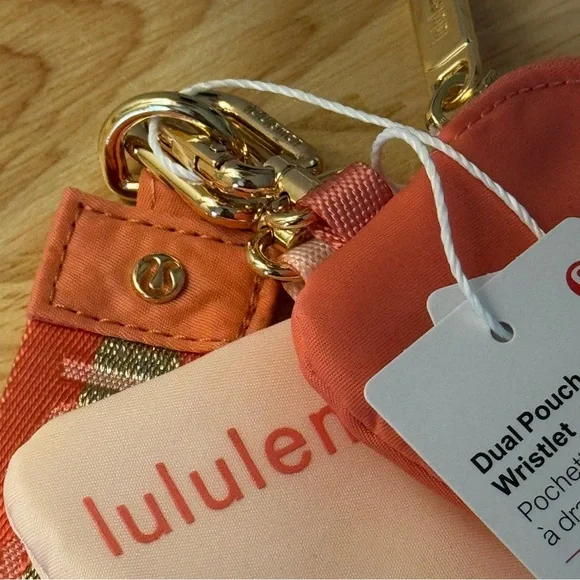 NWT Lululemon Dual Pouch Wristlet Coral Pink Mist Peach Cream NWT - Picture 2 of 7